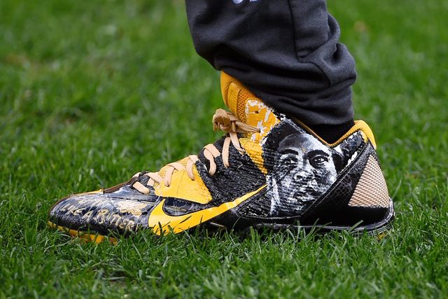 Antonio Brown Custom Nike Cleats