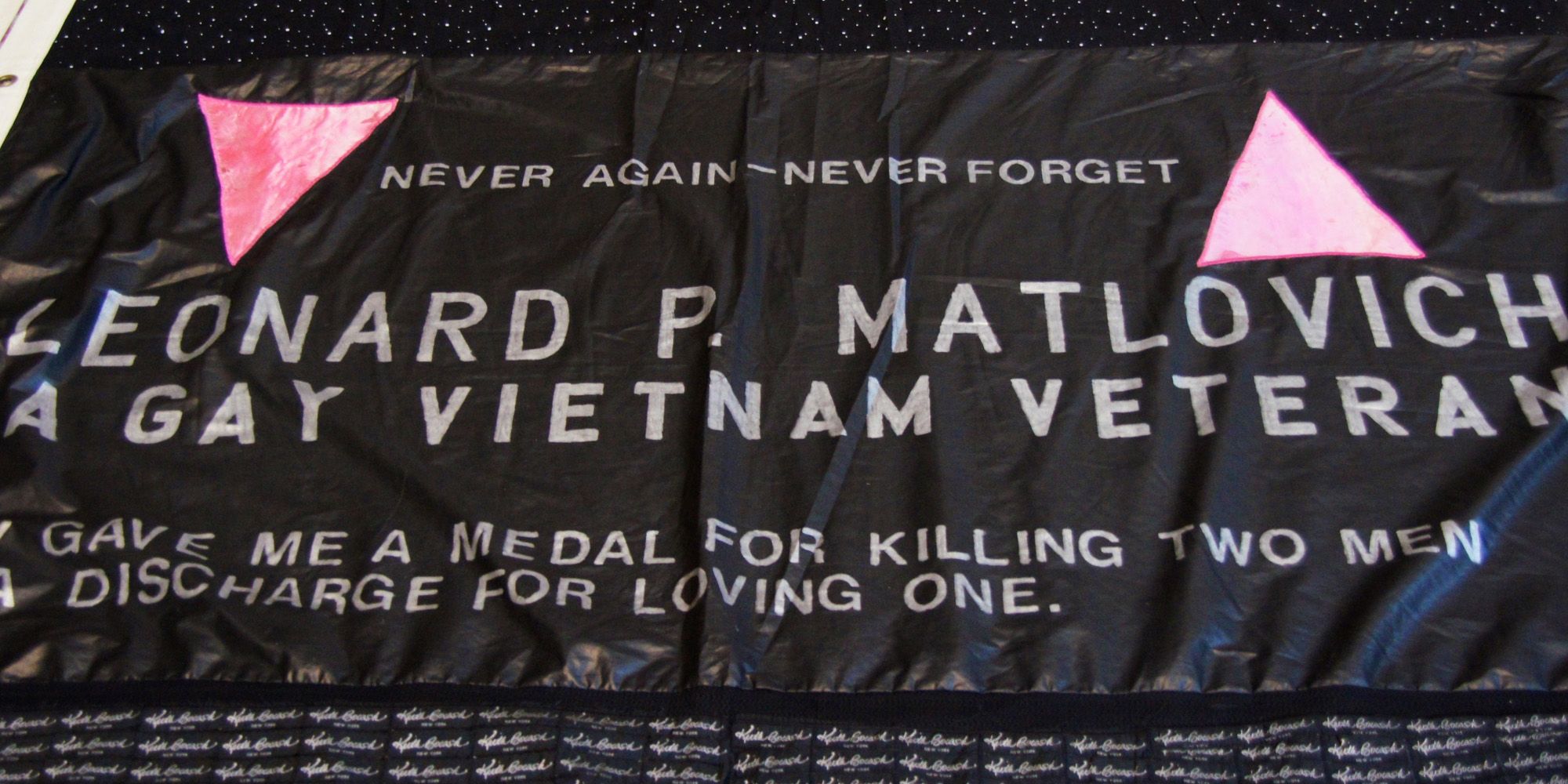 The AIDS Quilt Photos of the AIDS Quilt The AIDS Quilt Photos of the AIDS Quilt