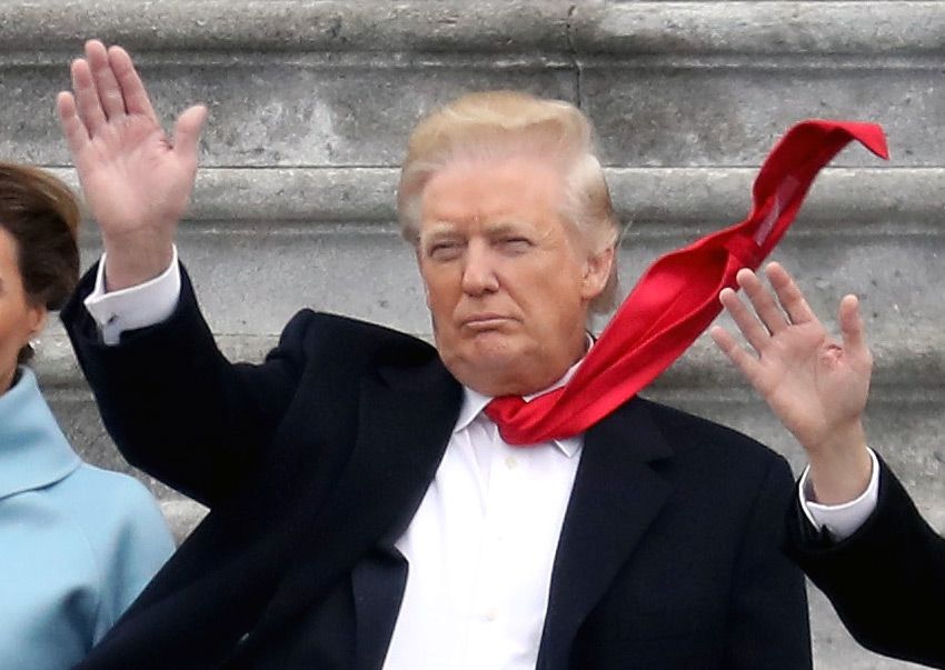 Donald Trump Tapes His Tie Together What Is Going On With Trumps Scotch Taped Tie 