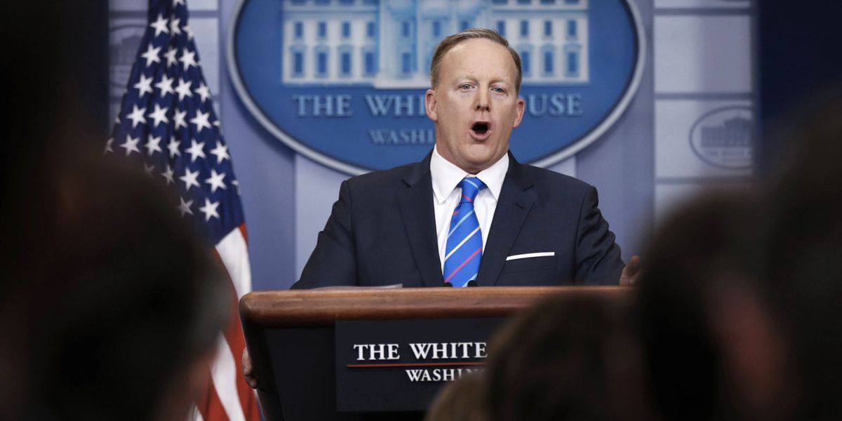 Sean Spicer Has Terrible Taste in Ties - Sean Spicer's Ties Are Not Stylish