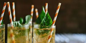 Drink, Mojito, Alcoholic beverage, Non-alcoholic beverage, Cocktail garnish, Cocktail, Distilled beverage, Rum swizzle, Food, Mint julep, 
