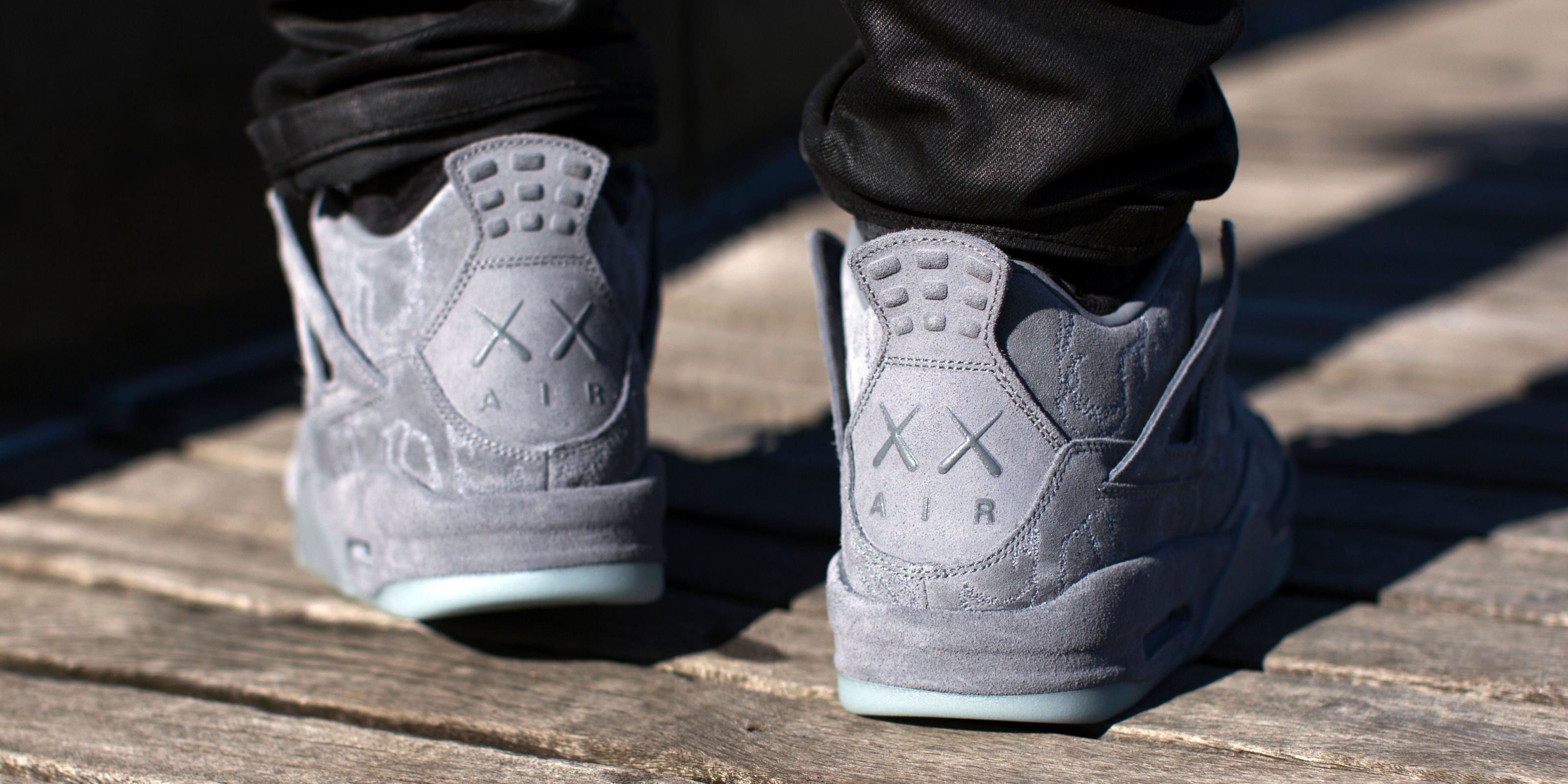 kaws sneakers