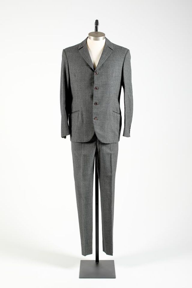 Clothing, Suit, Formal wear, Outerwear, Tuxedo, Pantsuit, Standing, Blazer, Jacket, Trousers, 