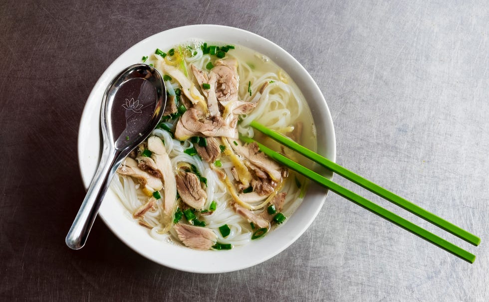 Best Easy Pho Recipe - How to Make Vietnamese Chicken Pho