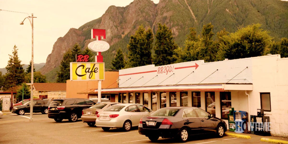 Take a Peek at the New Twin Peaks