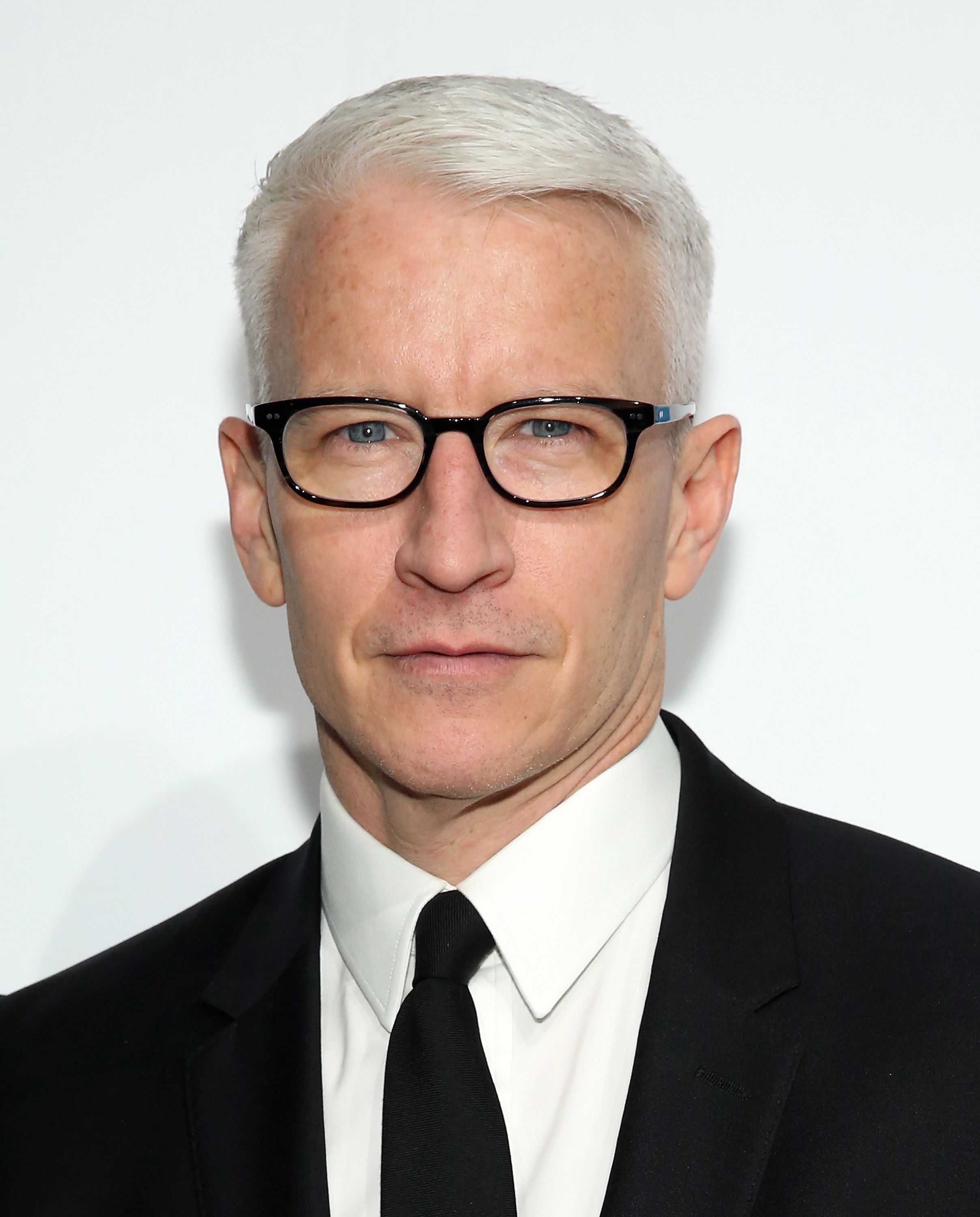 Anderson Coopers Wax Figure I Look Kinda Like a Jerk  E Online