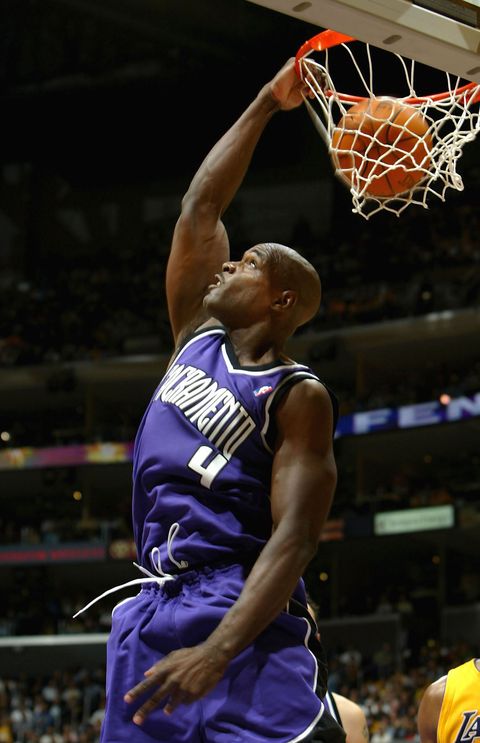 Chris Webber Talks NBA Finals While Doing His Grocery Shopping