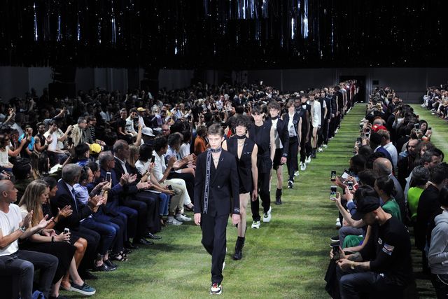 A Closer Look at Dior Homme's Latest Fashion Show