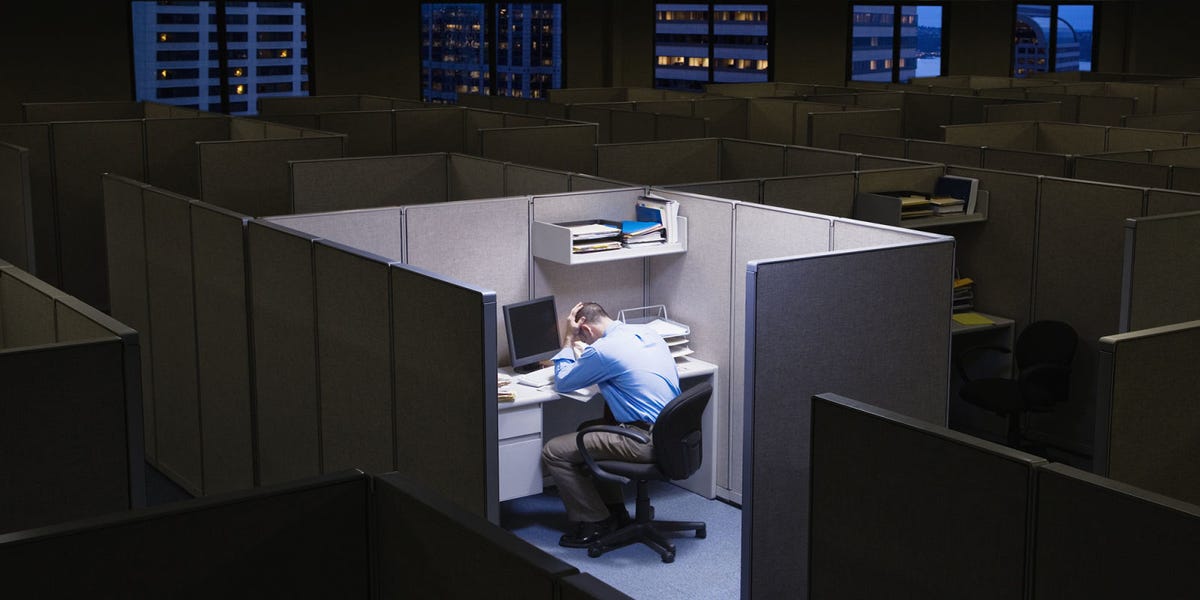 Working Over 55 Hours A Week Could Cause Heart Failure Or Stroke working-hours-in-2025-emmy-norrie