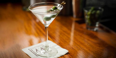 best dirty martini recipe how to make a dirty martini