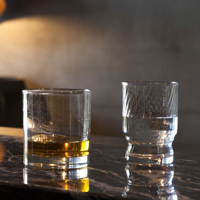 Old fashioned glass, Drink, Shot glass, Glass, Distilled beverage, Alcohol, Highball glass, Barware, Drinkware, Transparent material, 