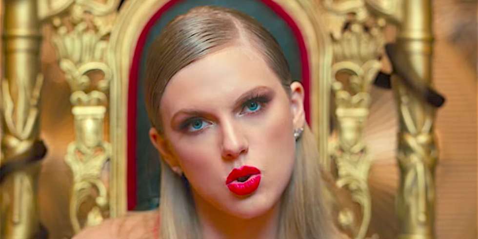 Watch Taylor Swifts Look What You Made Me Do Video Taylor Swift Debuted Her New Video At The 