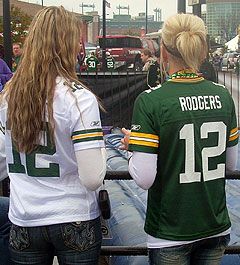 aaron rodgers female jersey