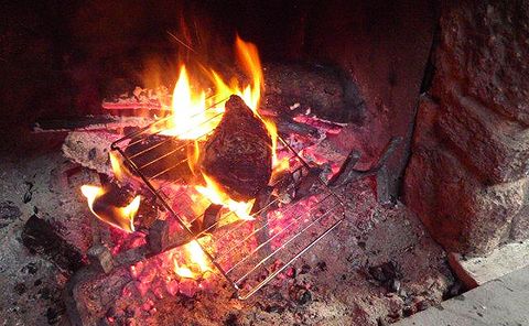 How To Cook Steak In A Fireplace