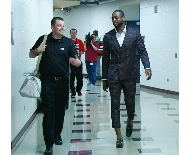 54cee00f3c837_-_esq-dwyane-wade-capri-pants-051413-mtlo9h-xlg.jpg