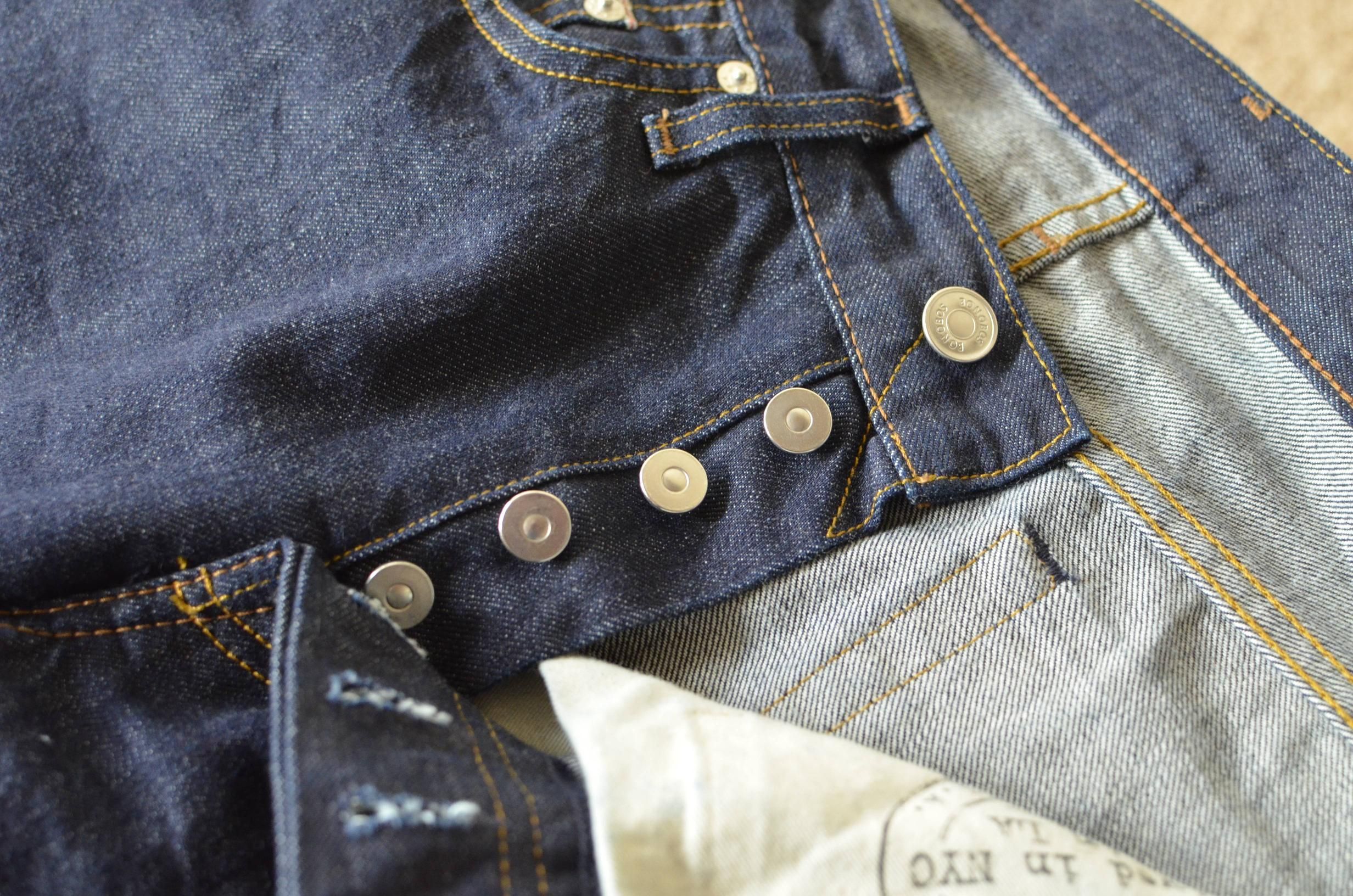 button zipper jeans