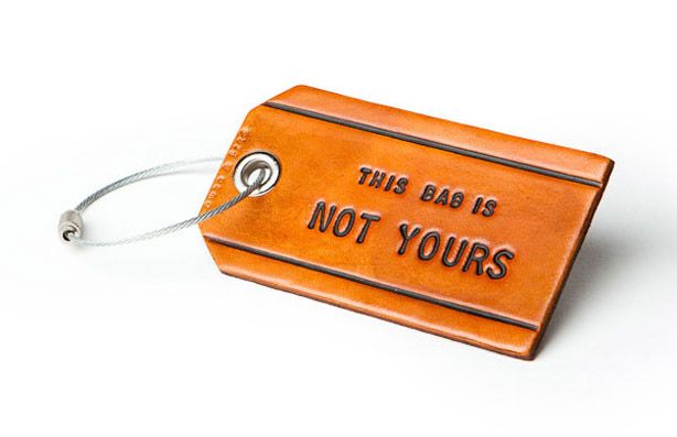 lost luggage tag