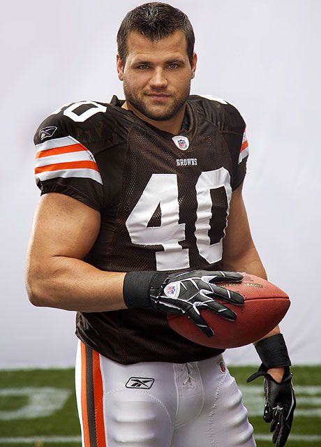 peyton hillis browns jersey