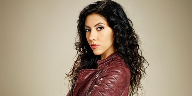 Stephanie Beatriz Interview - Meet Brooklyn Nine Nine's Sexy Stephanie ...