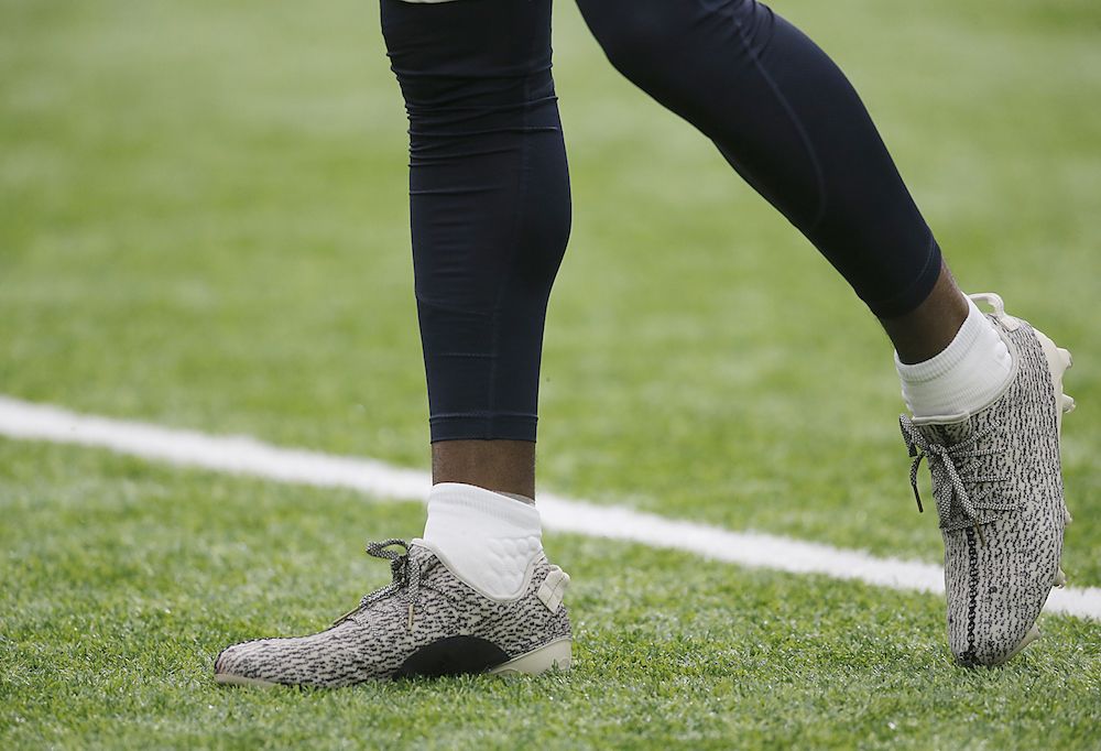 NFL Yeezy Cleats Makes Players Pay a Fine For Wearing Kanye's Footwear In Games