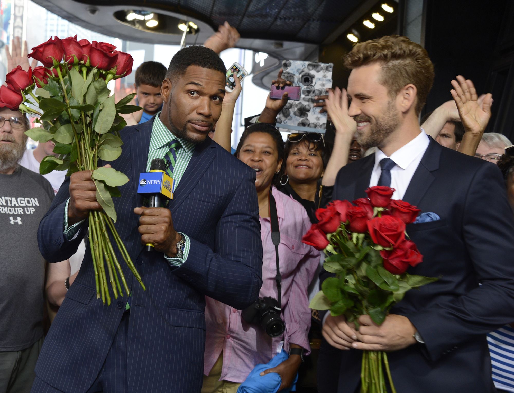 NFL star and TV personality Michael Strahan goes athleisure with second  line for J.C. Penney