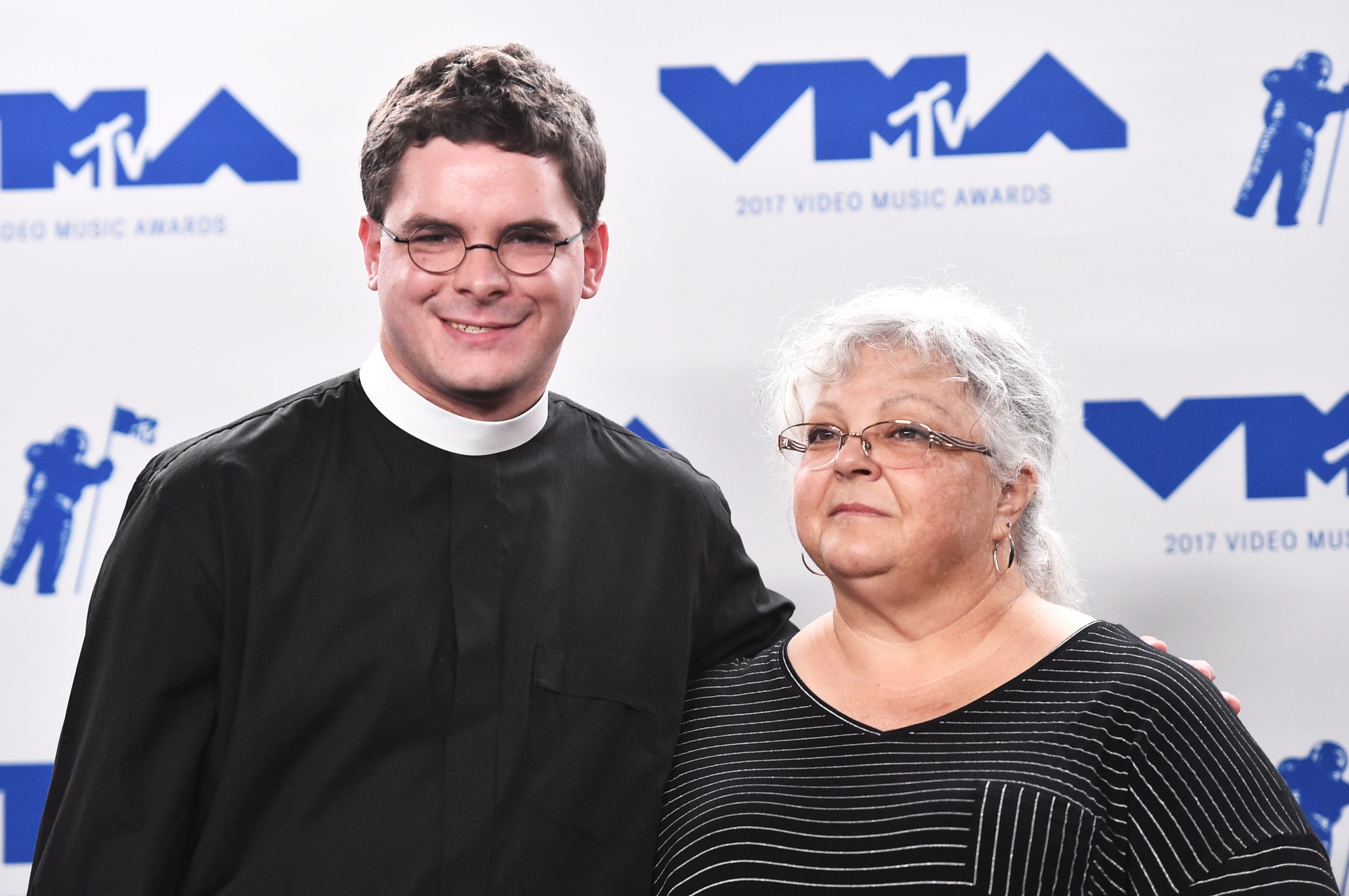 A Descendant of Robert E. Lee Introduced Heather Heyer's Mom at the VMAs