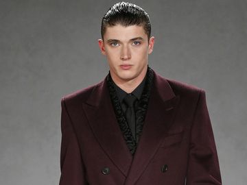 gieves-and-hawkes-lcm-show-aw-15-43