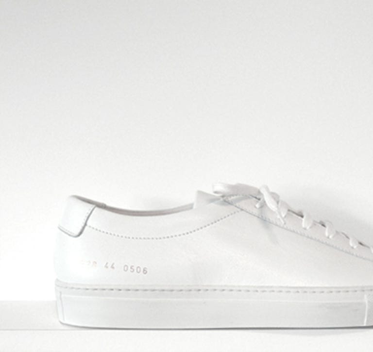 white trainer touch up