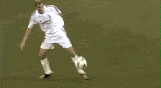 21 Of The Most Mesmerising Football Gifs Of All Time