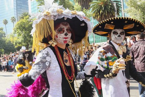 30 Amazing Photos From Mexico City's Day Of The Dead Celebrations