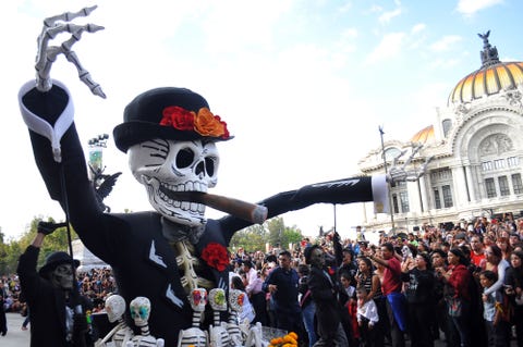 30 Amazing Photos From Mexico City's Day Of The Dead Celebrations