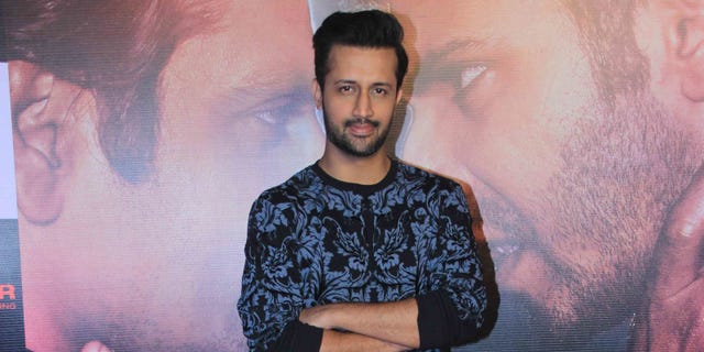 Pakistani Pop Star Atif Aslam Lauded After Rescuing A Fan From Being  Sexually Harrassed
