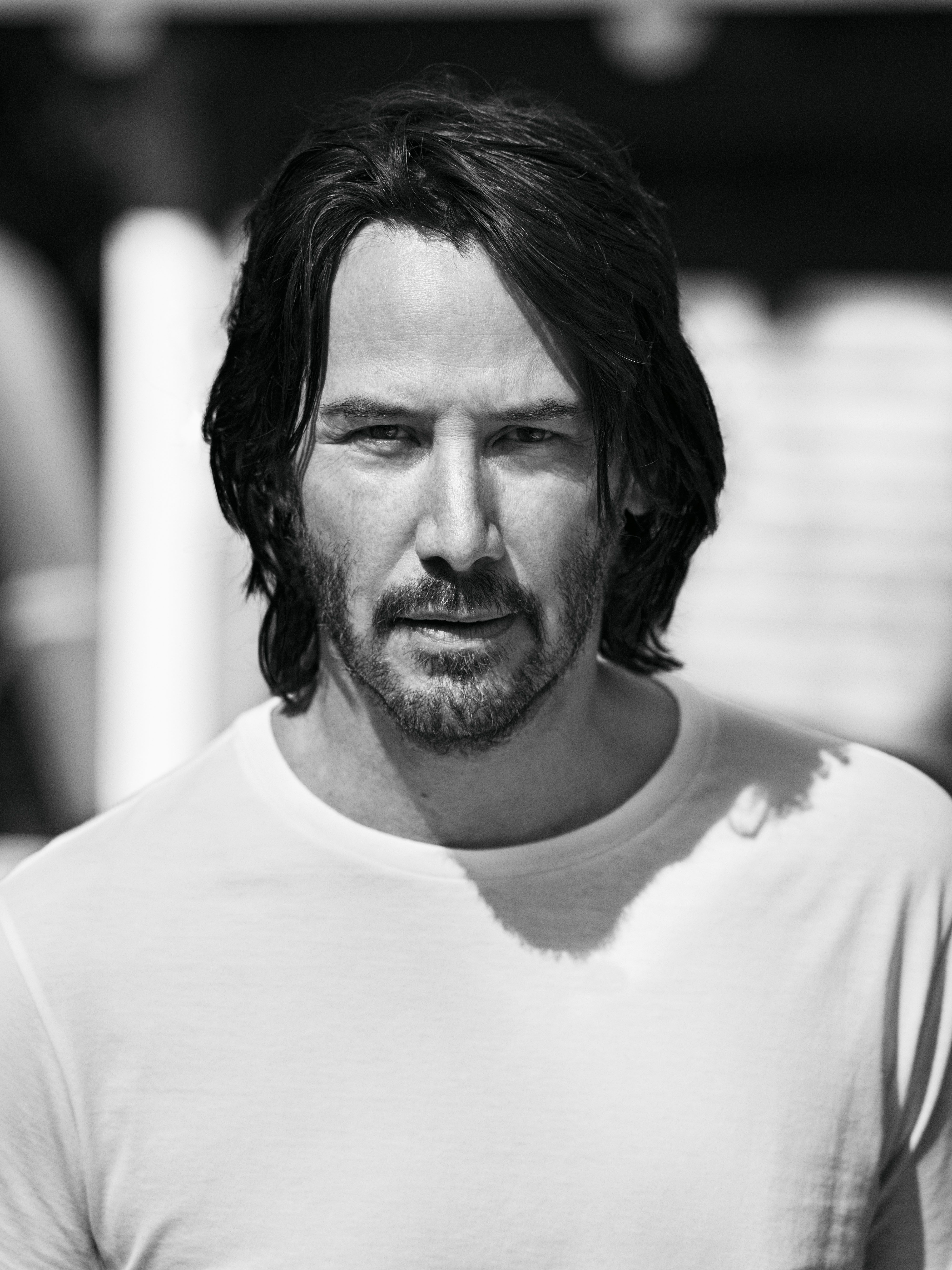 Keanu Reeves Hair Style Wavy Haircut