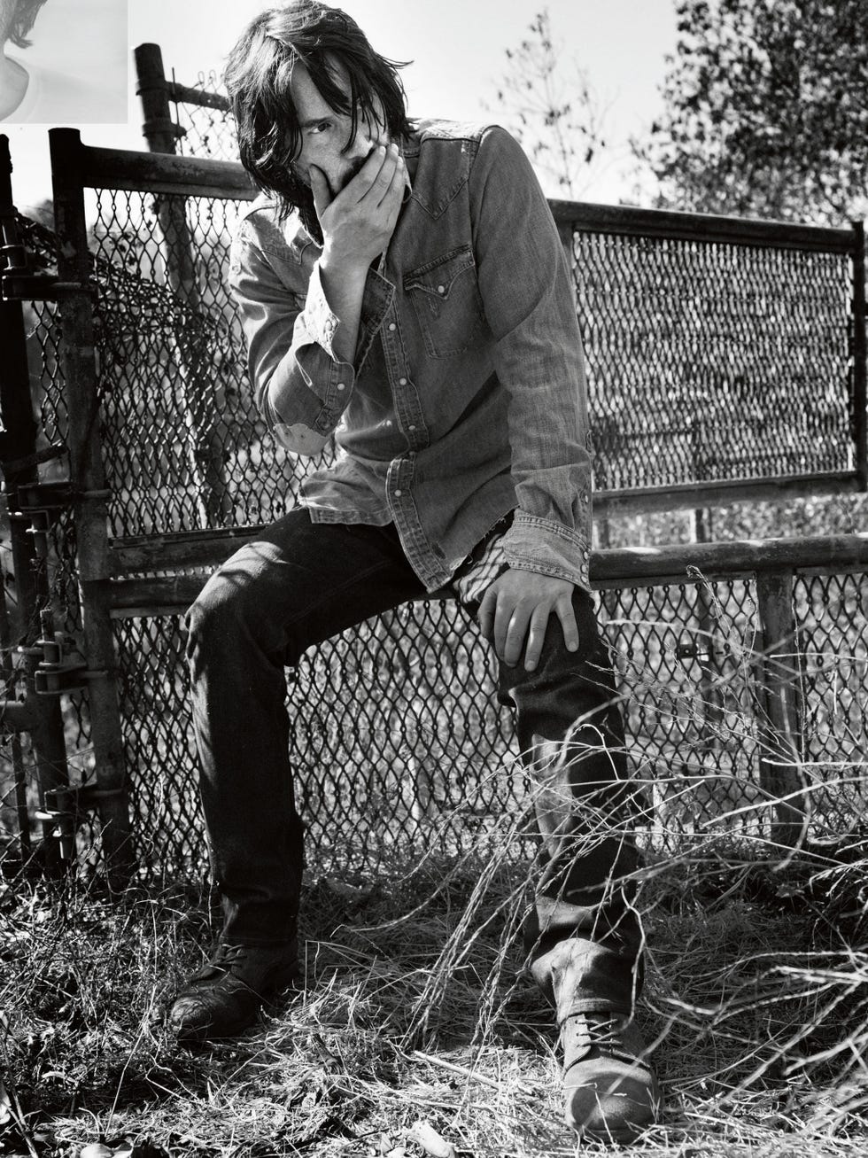 gallery-1486659270-keanu-reeves-esquire-interview-4.jpg?resize=980:*