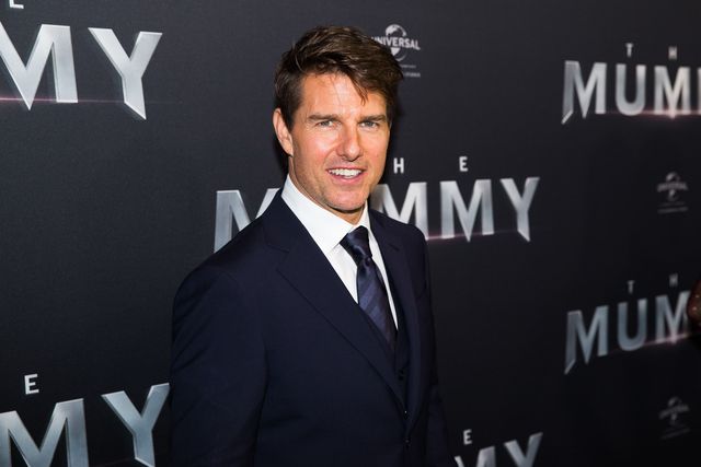 Tom Cruise Shows You The Wrong (Very Wrong) Way To Wear A Suit