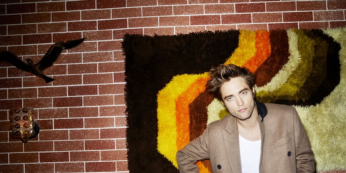 Быть мужчиной стеной. Robert Pattinson Esquire.