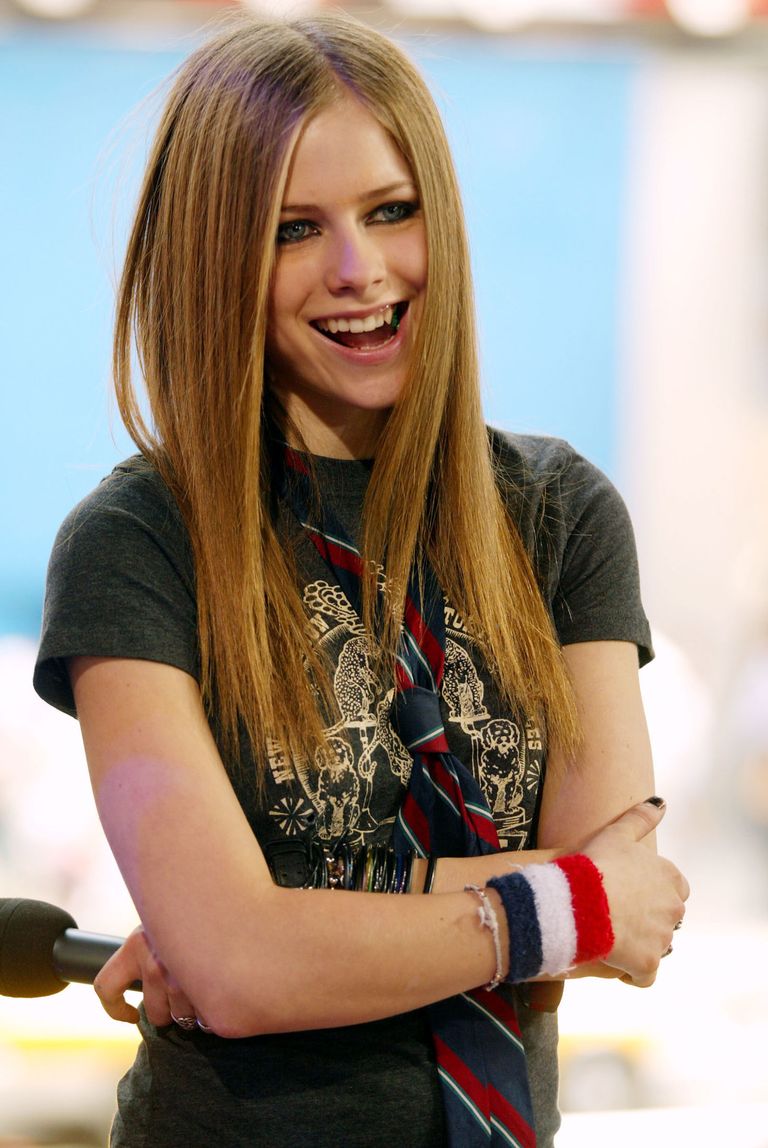 Avril Lavigne Is The Most Dangerous Celebrity On The Internet