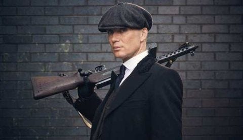 gallery-1512038246-peaky-blinders-cillian-murphy-season-4-620x360.jpg?resize=480:*