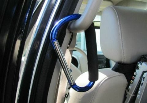 Carabiner in Car