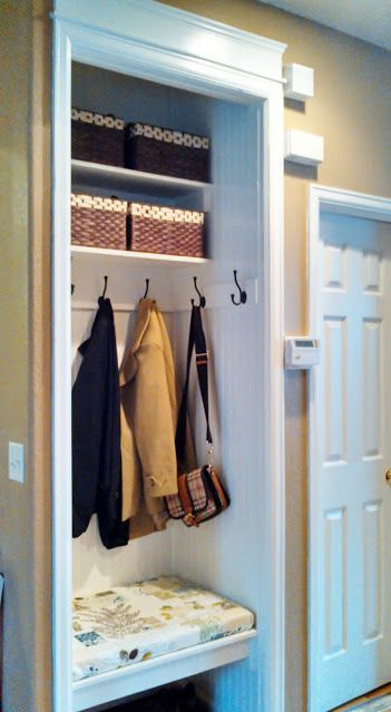 10 Ways To Fake An Entryway Entryway Decorating Tips