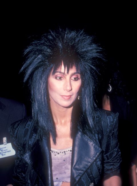 cher wearing a mullet hairstyle in 1985