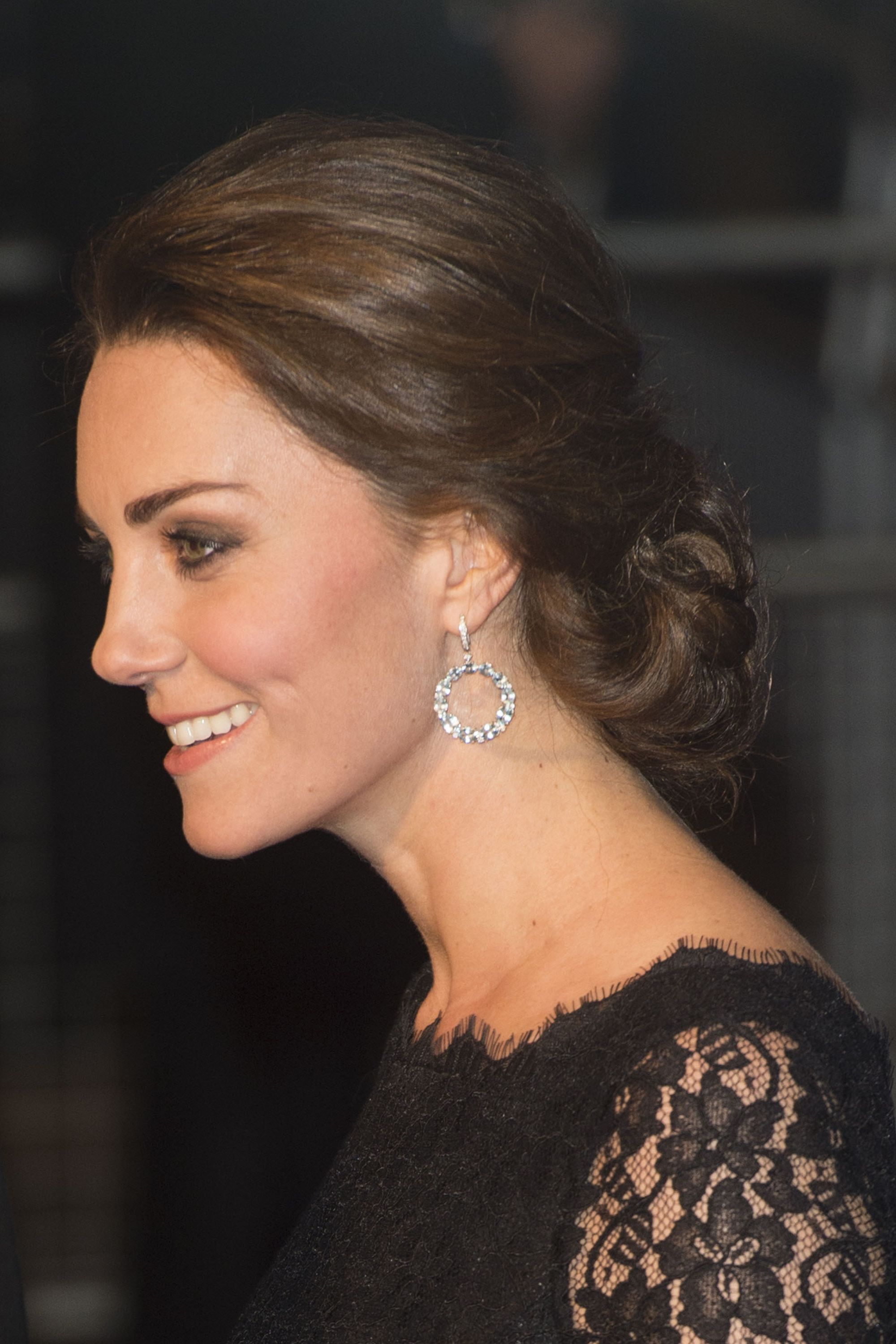 kate middleton hair up