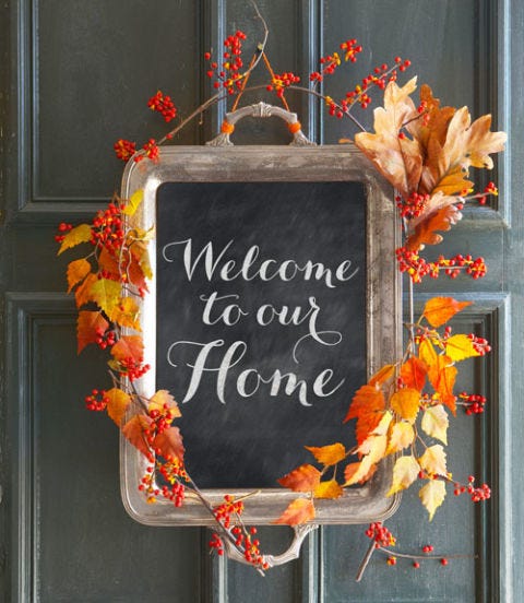 fall decor ideas, chalkboard with leaves