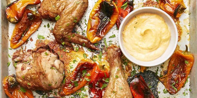 0915_ghk_spanish_chicken_and_peppers