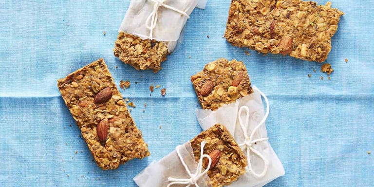 Paprika Parmesan Granola Bars | Homemade Granola Bar Recipes To Keep You On The Go