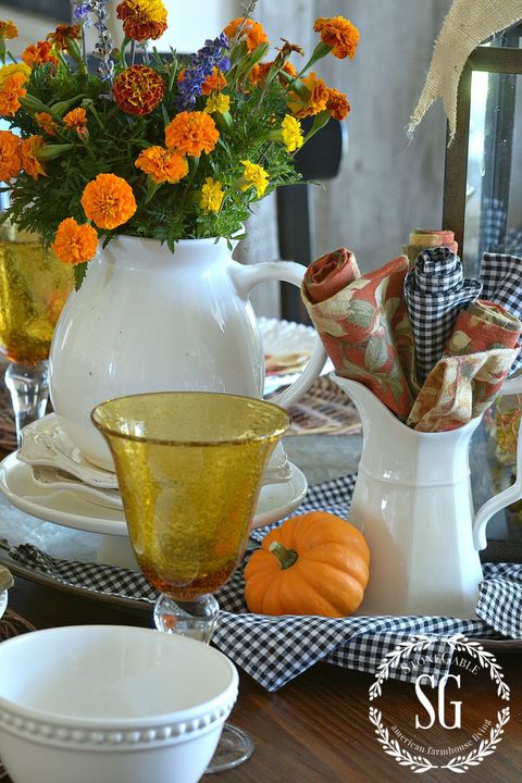 37 Easy Thanksgiving Centerpieces For Your Holiday Table Diy