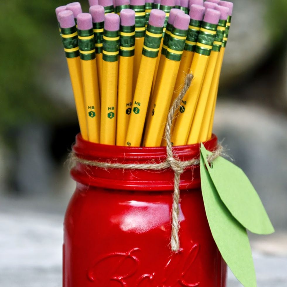 fall crafts apple mason jar with pencils inside