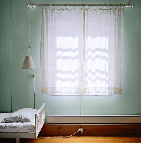 Wood, Interior design, Room, Window covering, Textile, Flooring, Window treatment, Hardwood, Wall, Floor, Wood, Interior design, Room, Window covering, Textile, Flooring, Window treatment, Hardwood, Wall, Floor,