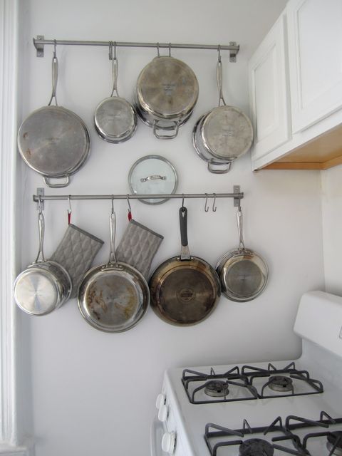 How to Organize Pots and Pans