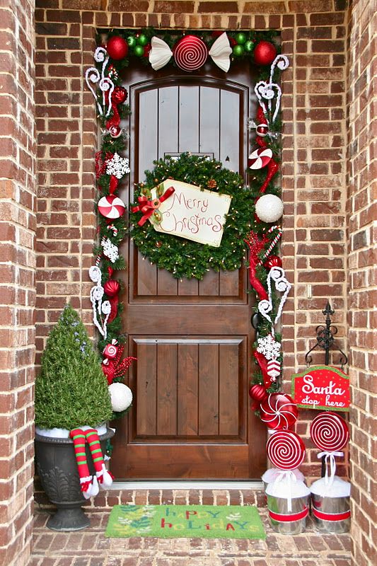 xmas door decorating